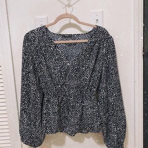 Black and White Blouse🤍🖤